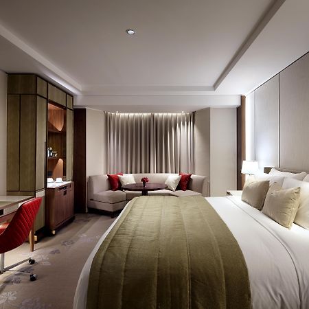 Lotte Hotel Seoul Executive Tower Екстер'єр фото A typical room