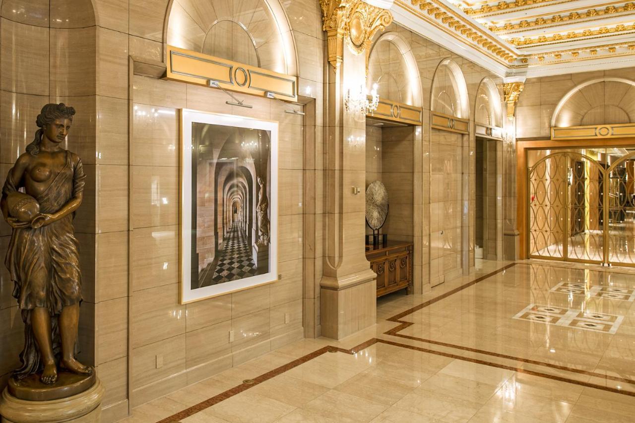 Lotte Hotel Seoul Executive Tower Екстер'єр фото Interior of the hotel