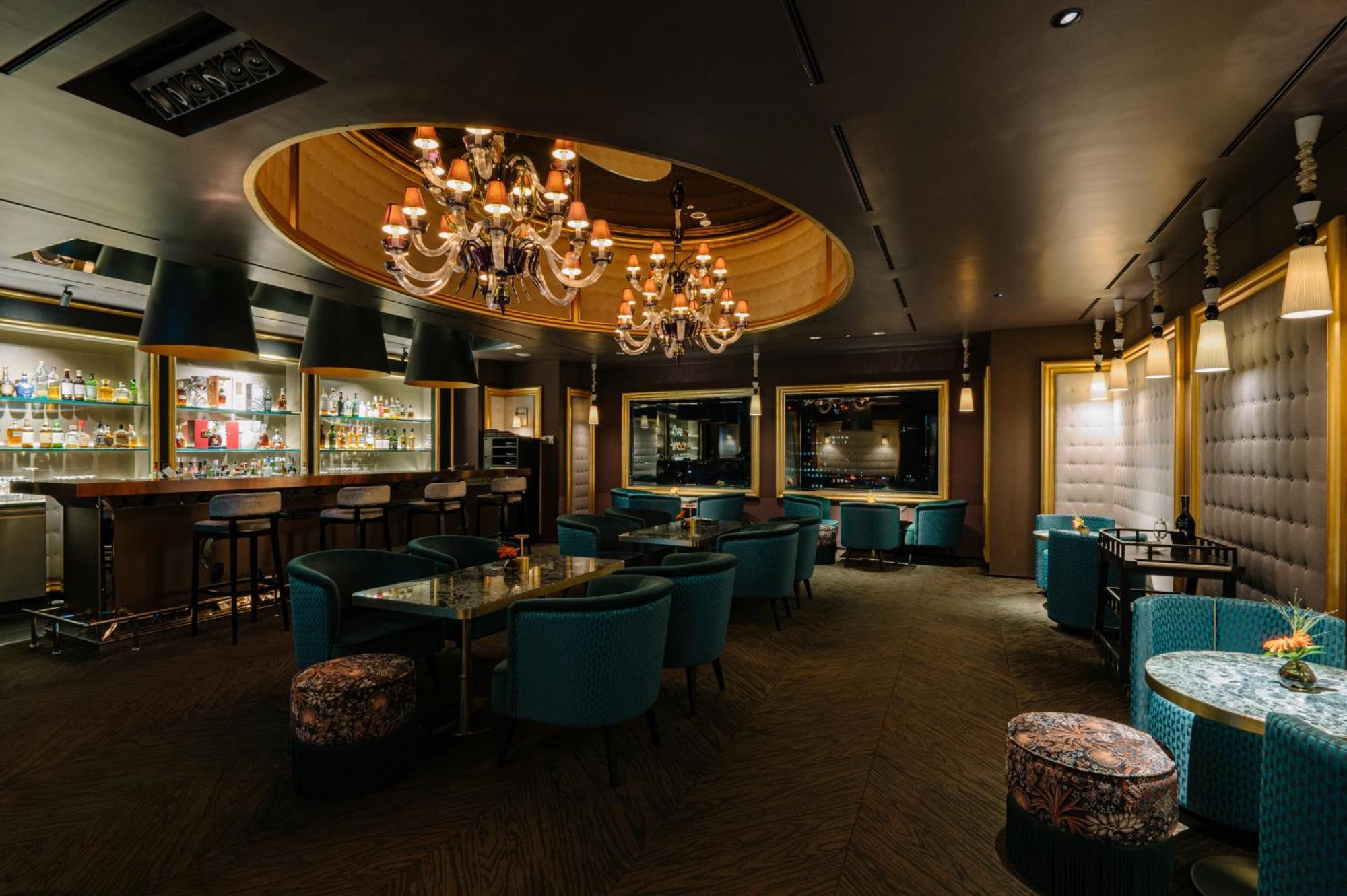Lotte Hotel Seoul Executive Tower Екстер'єр фото The interior of the bar