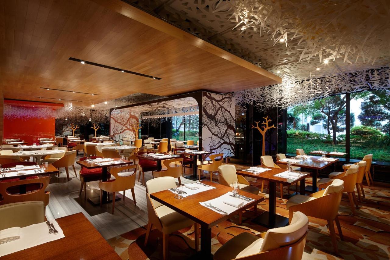 Lotte Hotel Seoul Executive Tower Екстер'єр фото Restaurant in Tokyo